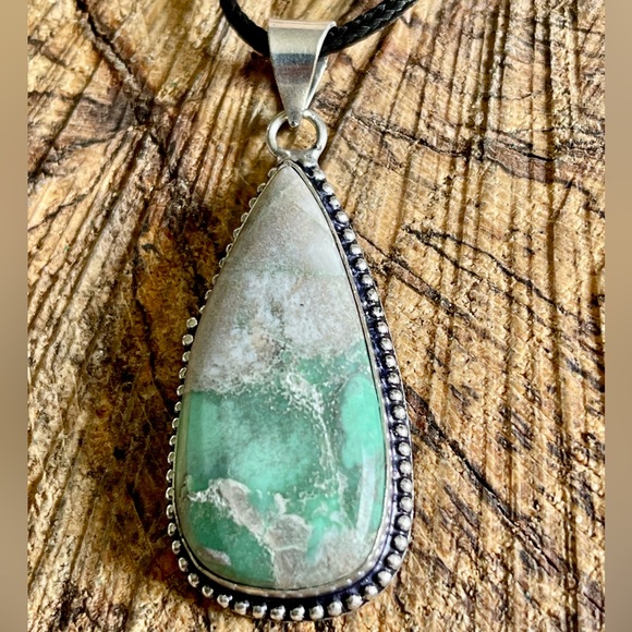 Green Variscite- Utahlite Pendant 2" - Picture 7 of 12